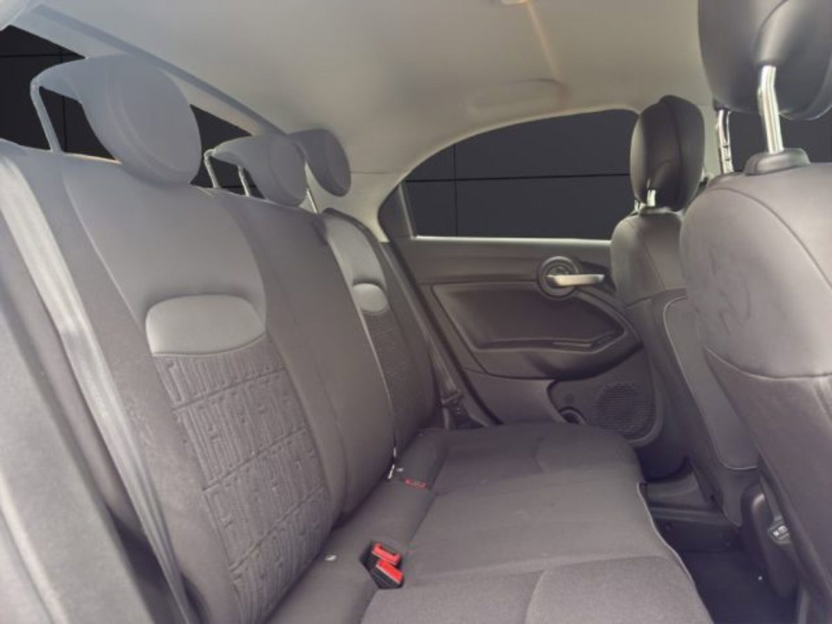 Fiat 500X 1.5 T4 Hybrid 130 CV DCT Yacht Club Capri (19)