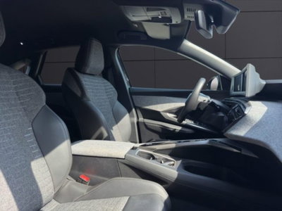Peugeot 3008 1.2 hybrid Allure 145cv e-dcs6 (18)
