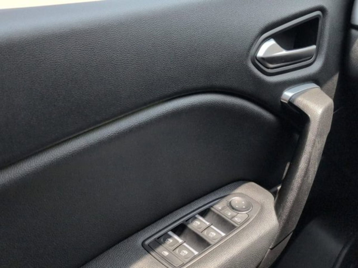 Renault Captur Plug-in Hybrid E-Tech 160 CV Intens (19)