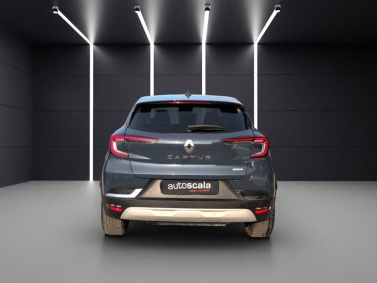 Renault Captur Plug-in Hybrid E-Tech 160 CV Intens (4)