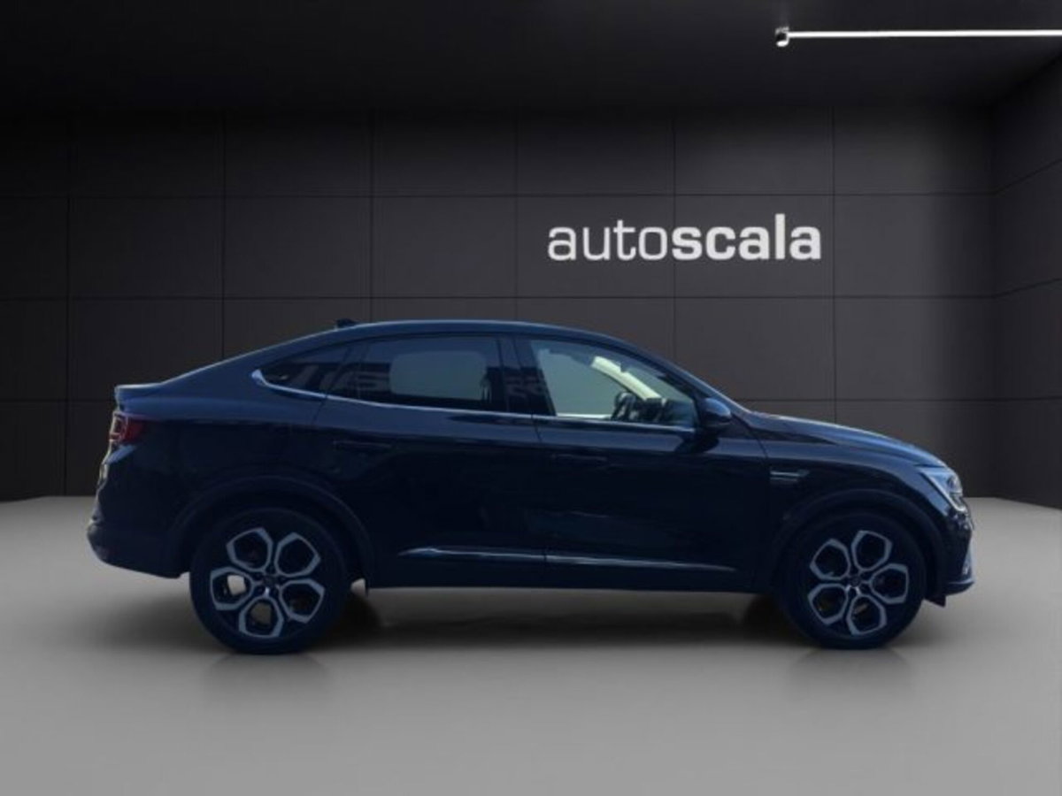 Renault Arkana E-Tech 145 CV Intens (6)