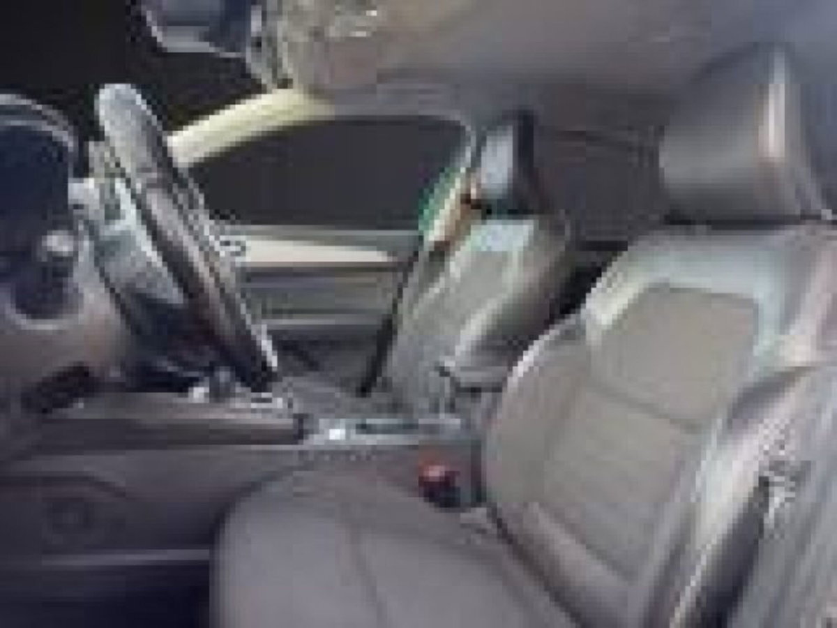 Renault Arkana E-Tech 145 CV Intens (9)