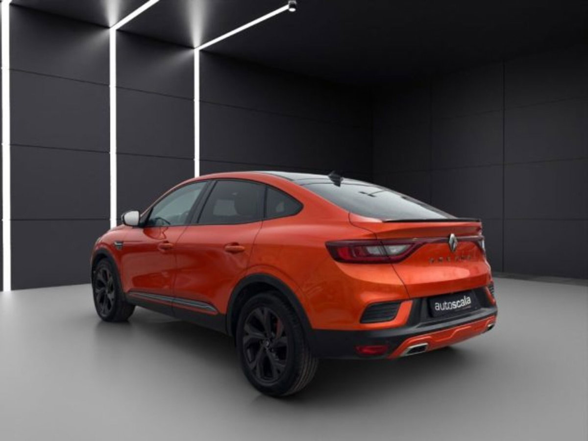 Renault Arkana 140 CV EDC R.S. Line (3)