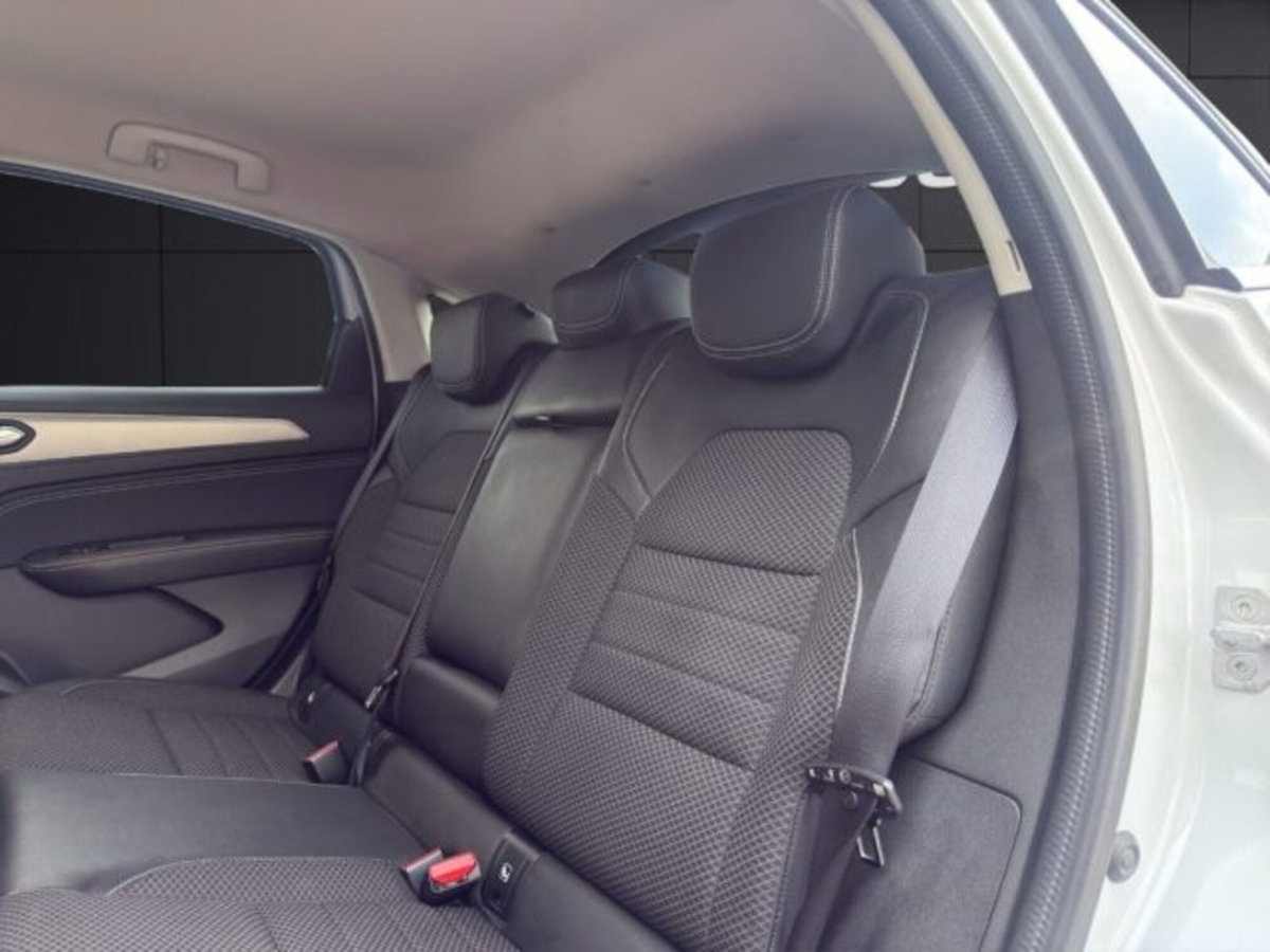 Renault Arkana E-Tech 145 CV Intens (13)