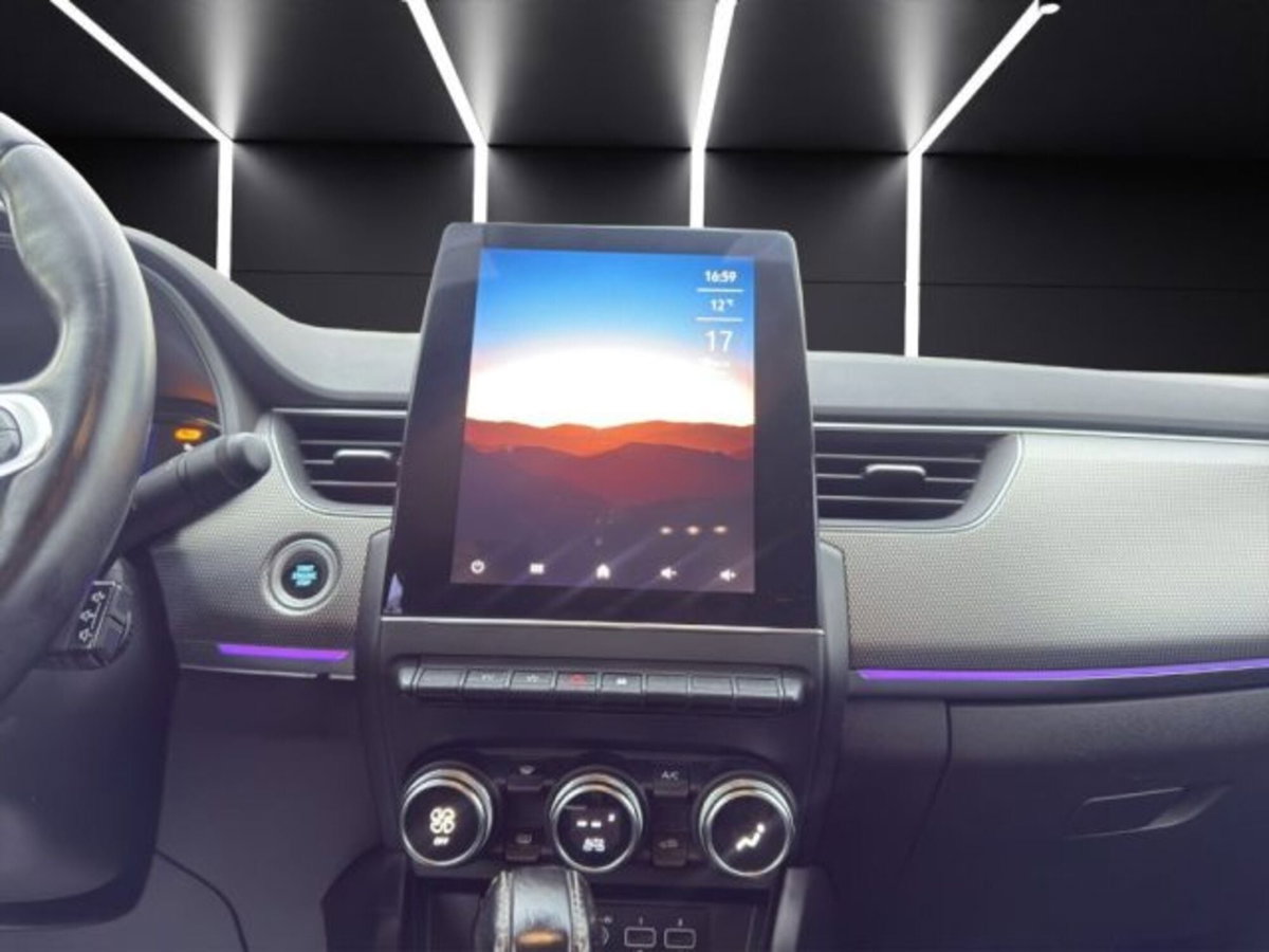 Renault Arkana E-Tech 145 CV Intens (16)