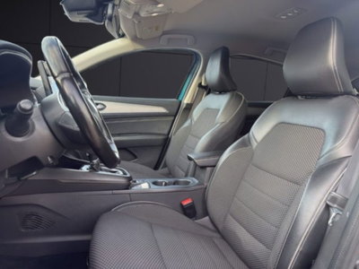 Renault Arkana E-Tech 145 CV Intens (9)