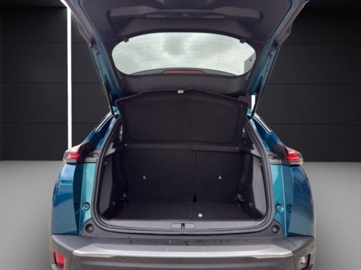 Peugeot 2008 PureTech 100 S&S Allure (19)