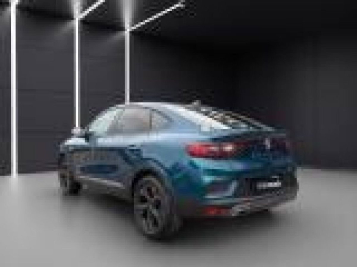 Renault Arkana Hybrid E-Tech 145 CV Techno (3)
