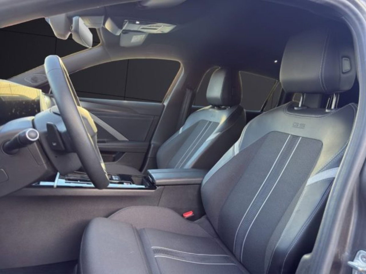 Opel Astra Station Wagon 1.5 Turbo Diesel 130 CV Sports GS Line (9)