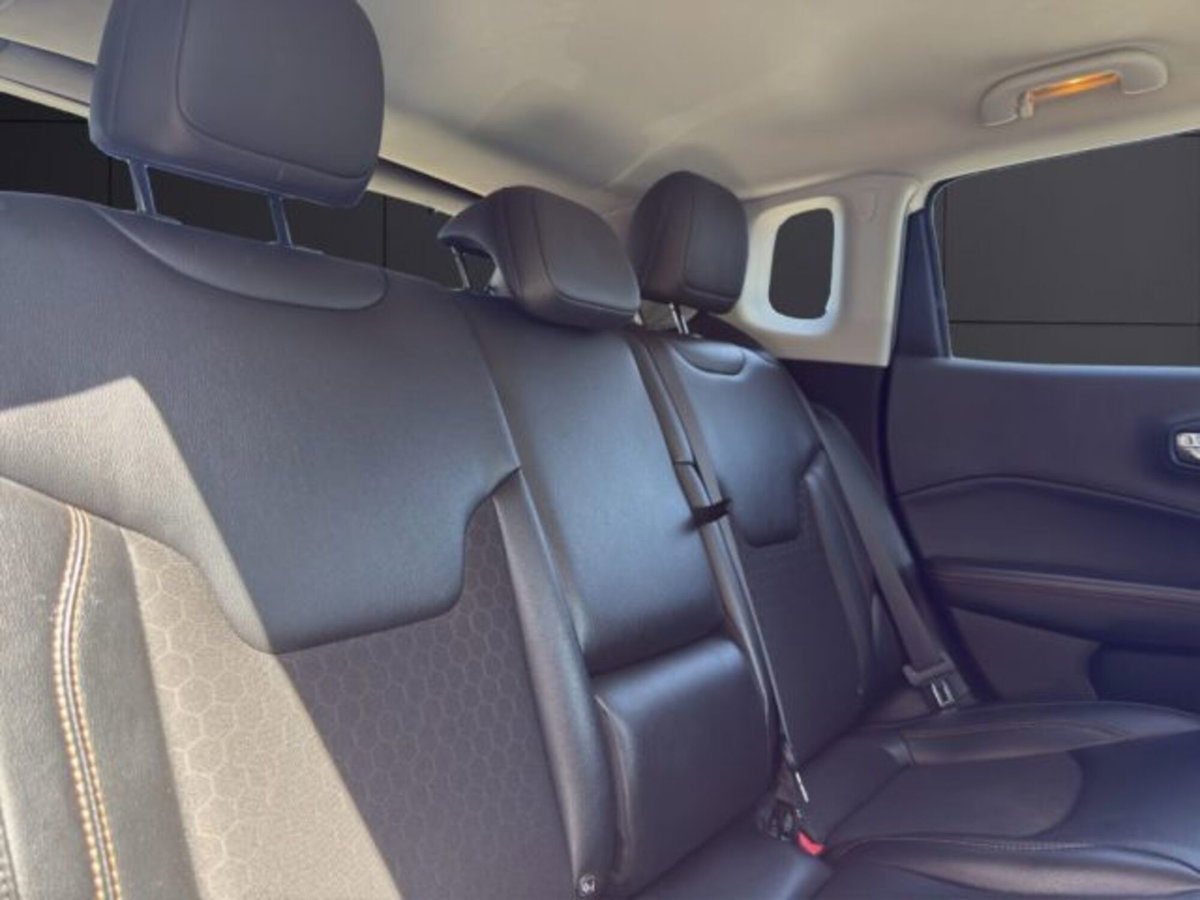 Jeep Compass 1.6 Multijet II 2WD Limited (19)