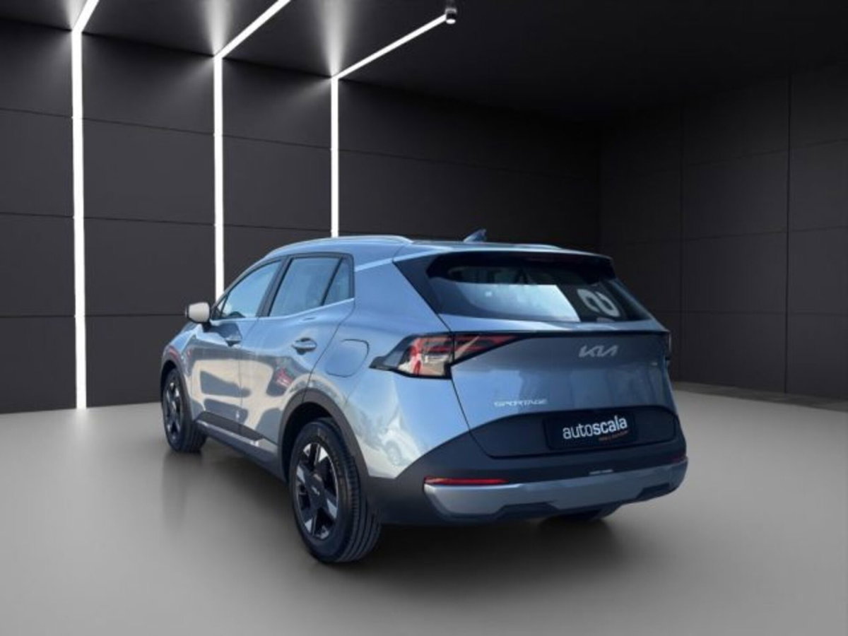 Kia Sportage 1.6 CRDi MHEV Business (3)