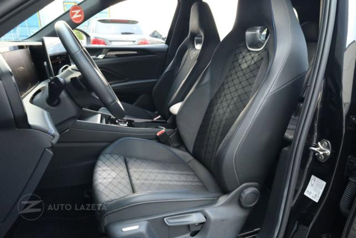 Volkswagen Tiguan 2.0 tdi R-Line 150cv dsg (6)