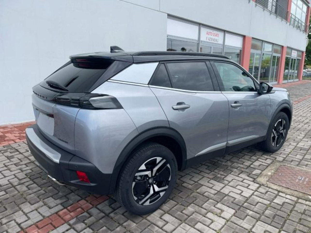 Peugeot 2008 1.2 hybrid GT Exclusive 145cv e-dcs6 (5)