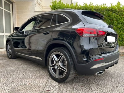 Mercedes-Benz GLA SUV 200 d Automatic Premium (5)