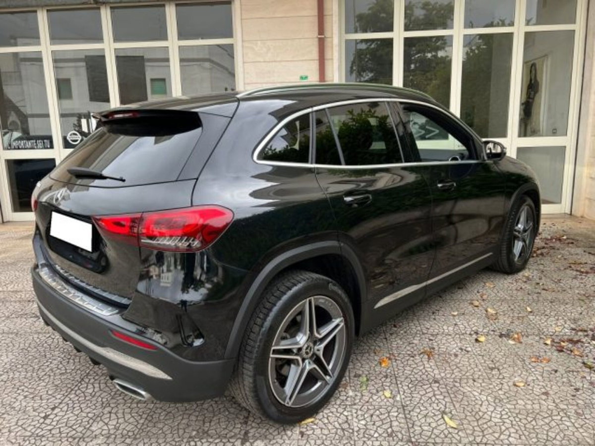 Mercedes-Benz GLA SUV 200 d Automatic Premium (6)