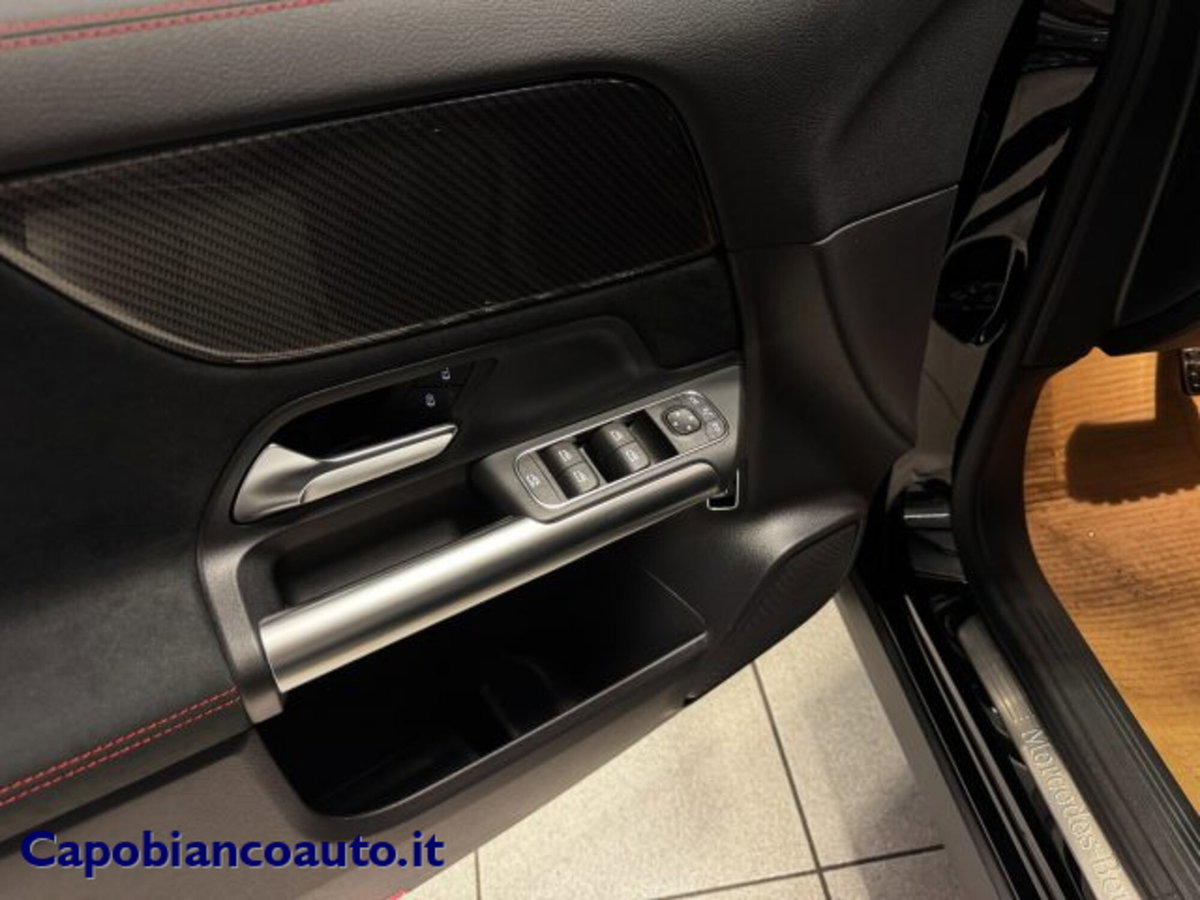 Mercedes-Benz GLA SUV 180 AMG Line Premium auto (13)