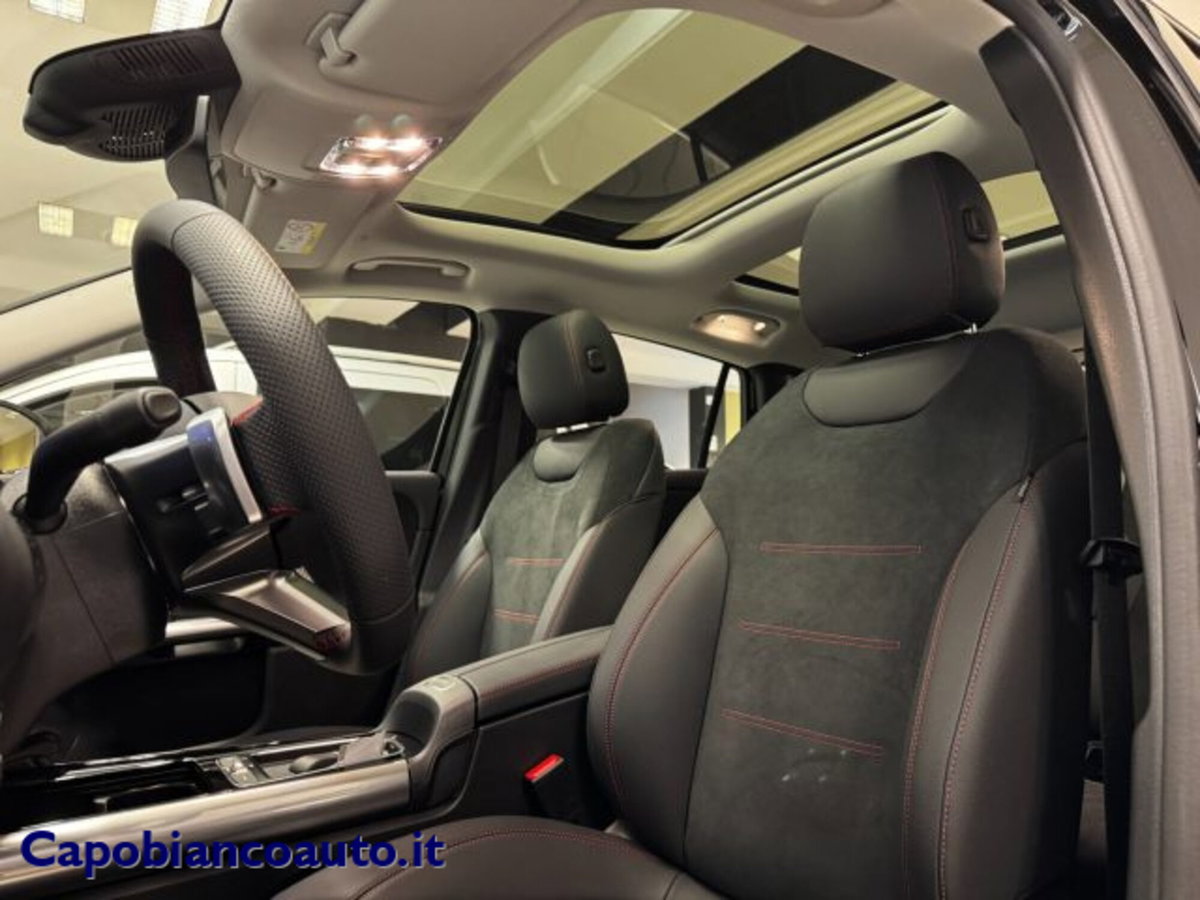 Mercedes-Benz GLA SUV 180 AMG Line Premium auto (14)