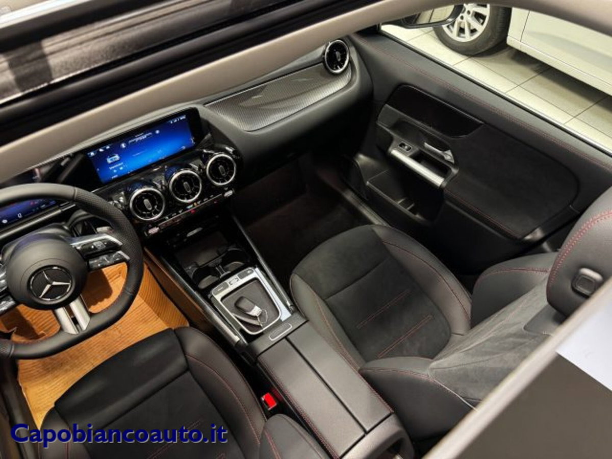 Mercedes-Benz GLA SUV 180 AMG Line Premium auto (16)