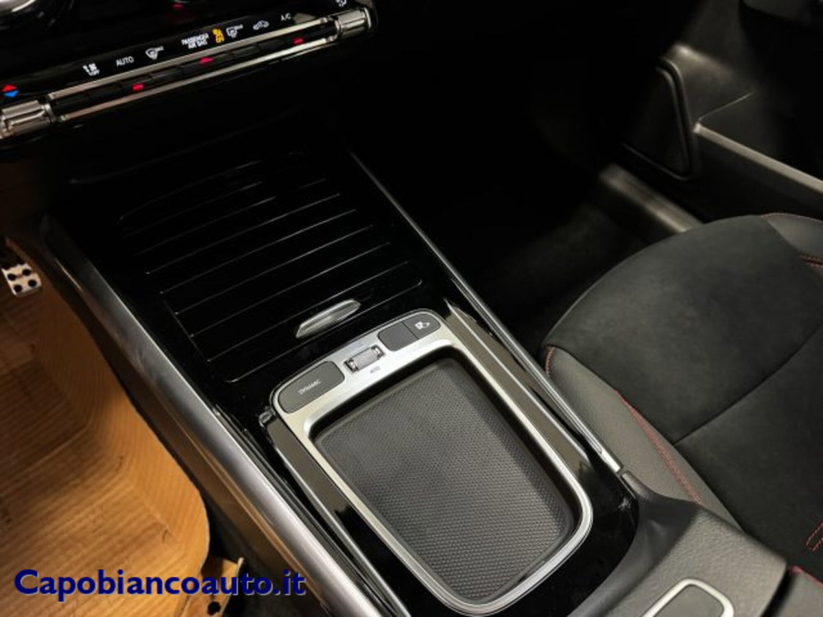 Mercedes-Benz GLA SUV 180 AMG Line Premium auto (17)