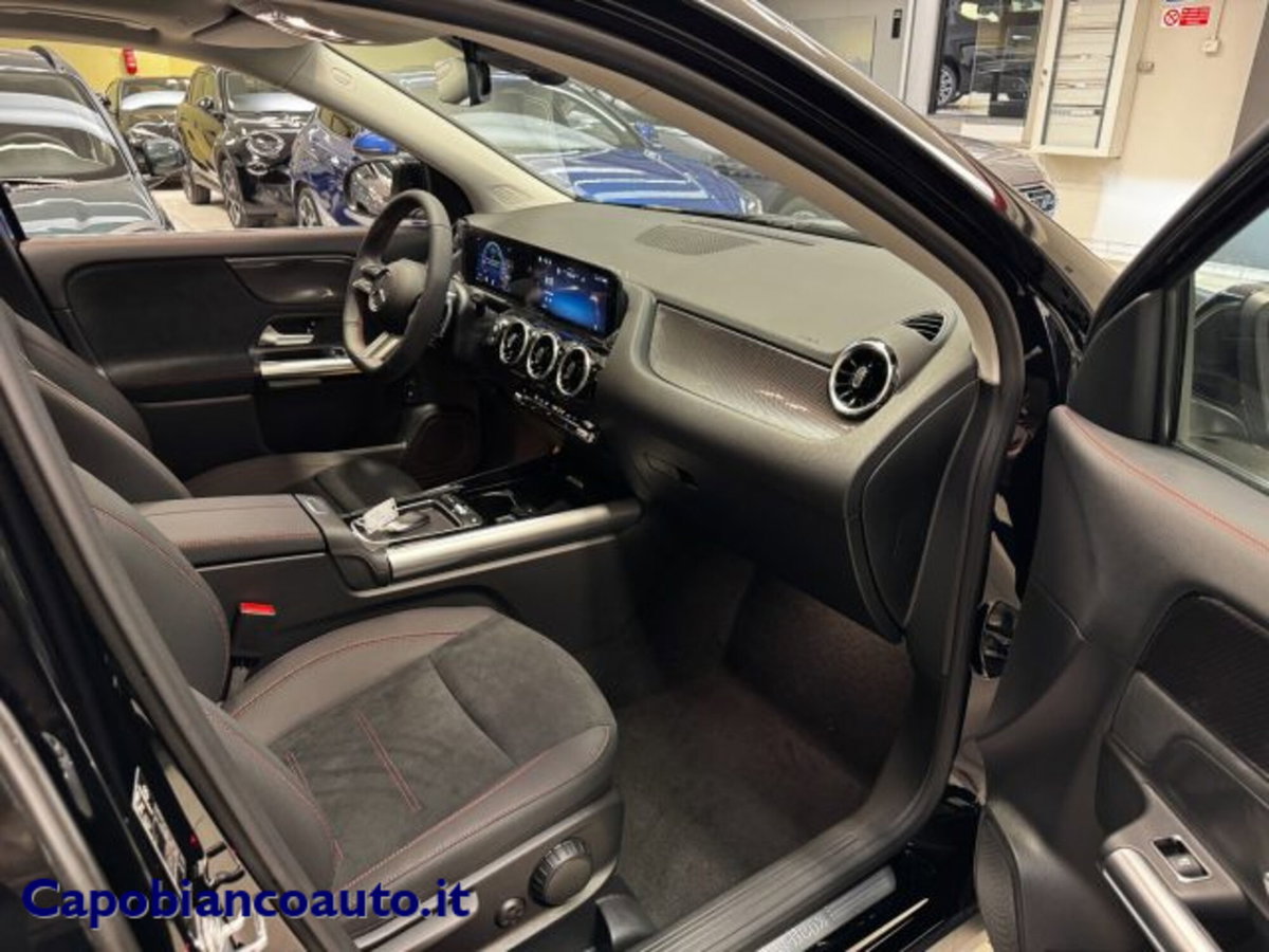 Mercedes-Benz GLA SUV 180 AMG Line Premium auto (18)