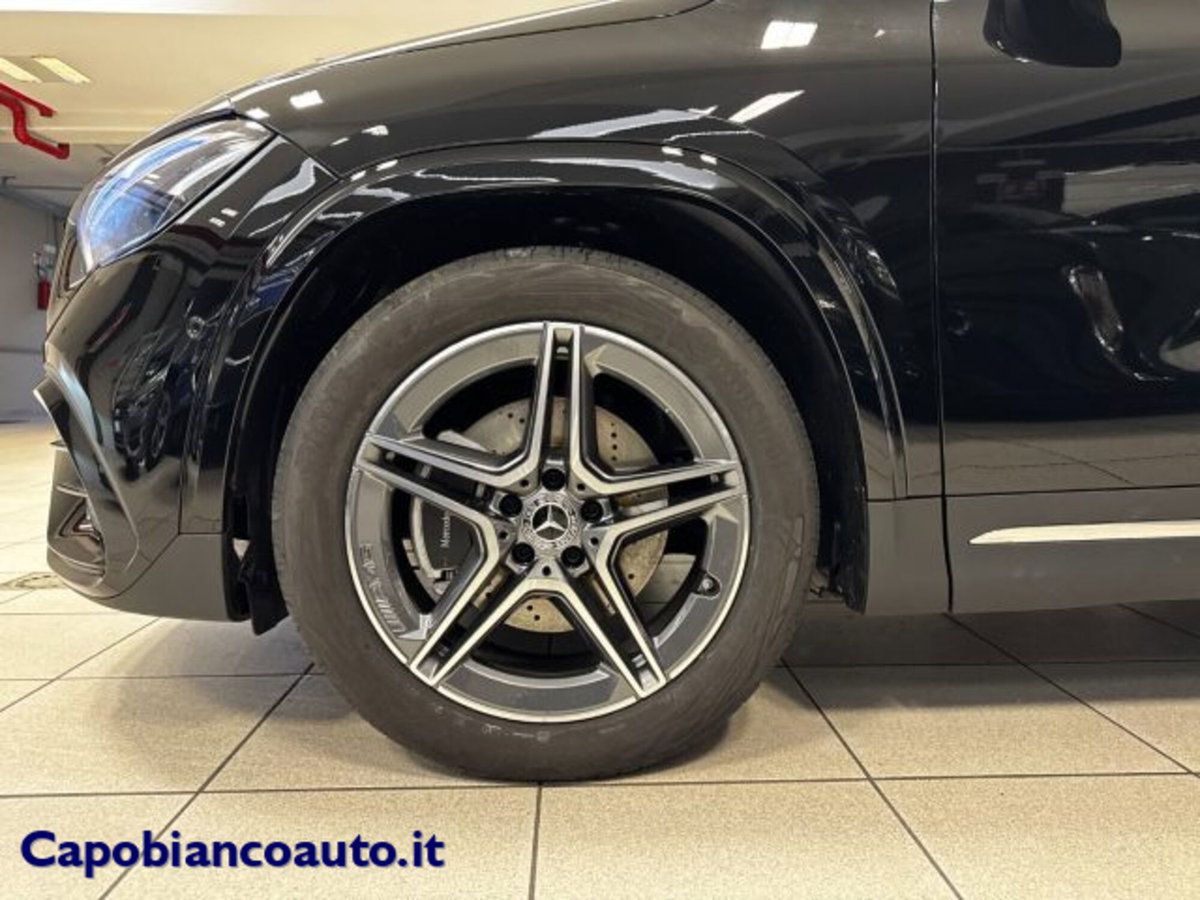Mercedes-Benz GLA SUV 180 AMG Line Premium auto (8)