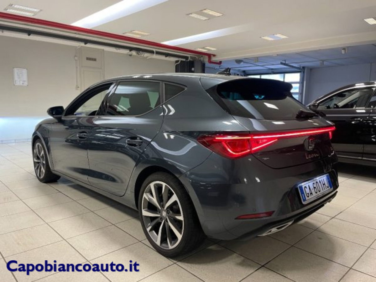 SEAT Leon 2.0 tdi FR 150cv dsg (7)