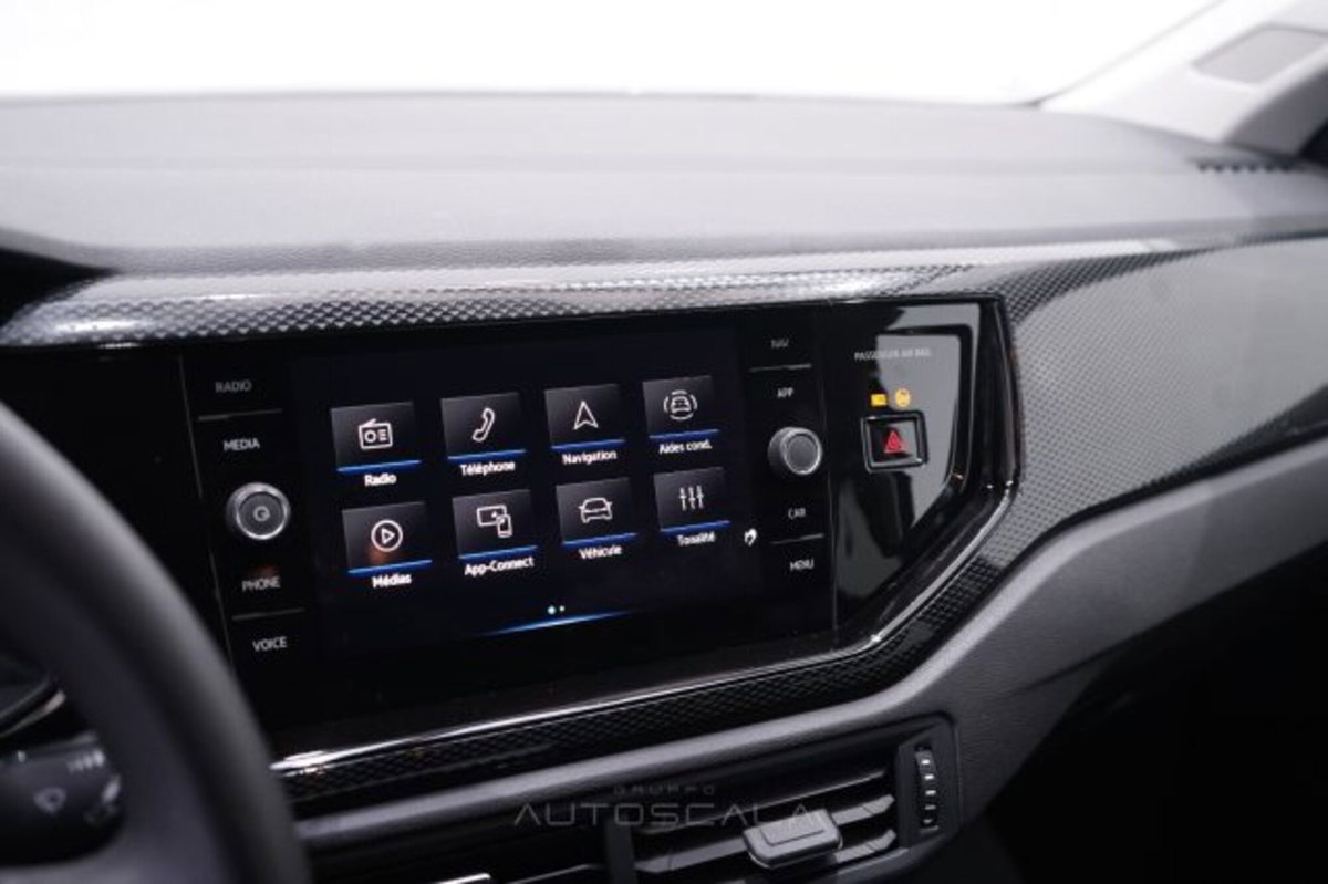 Volkswagen Polo 1.0 tsi Edition 95cv (15)