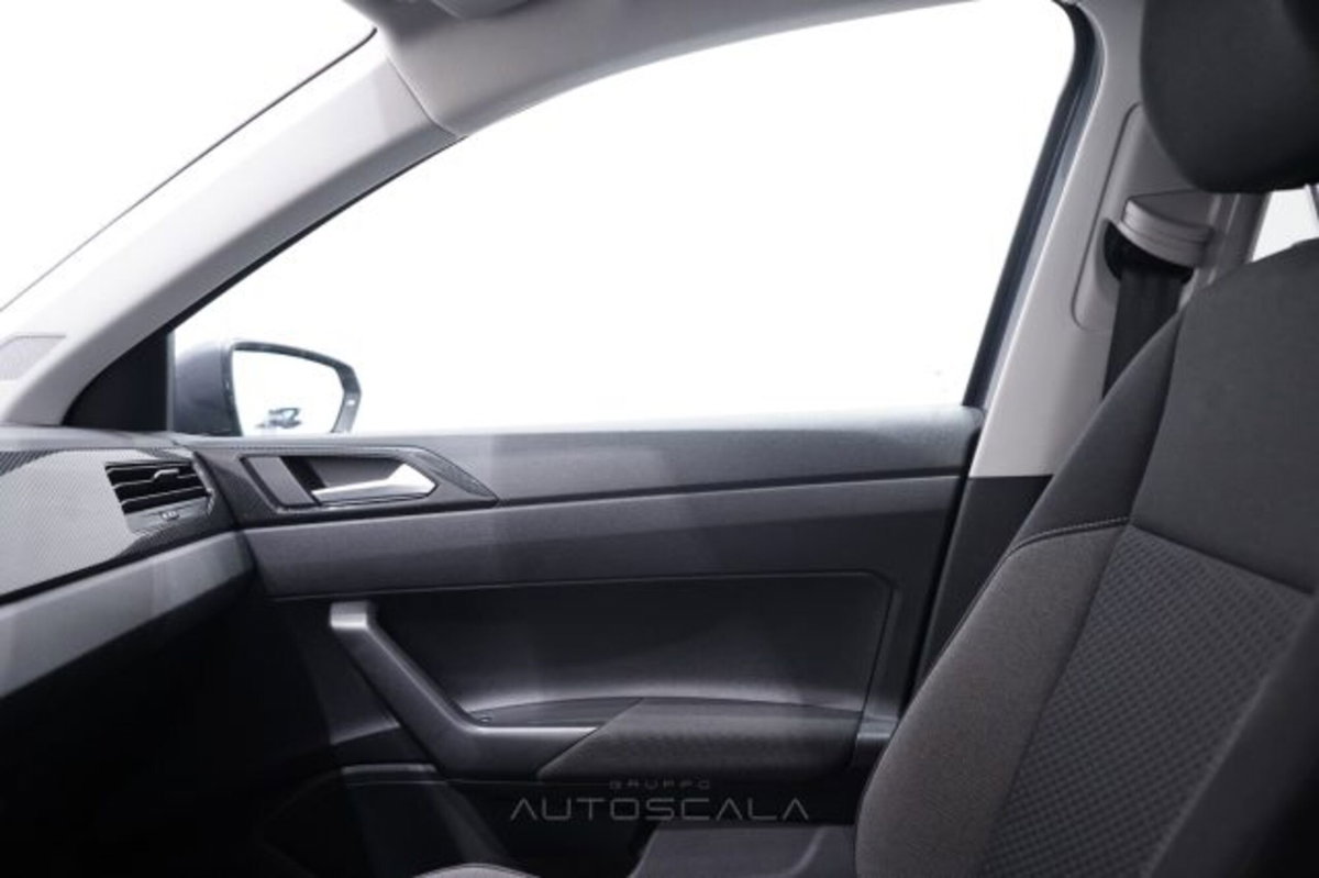 Volkswagen Polo 1.0 tsi Edition 95cv (19)