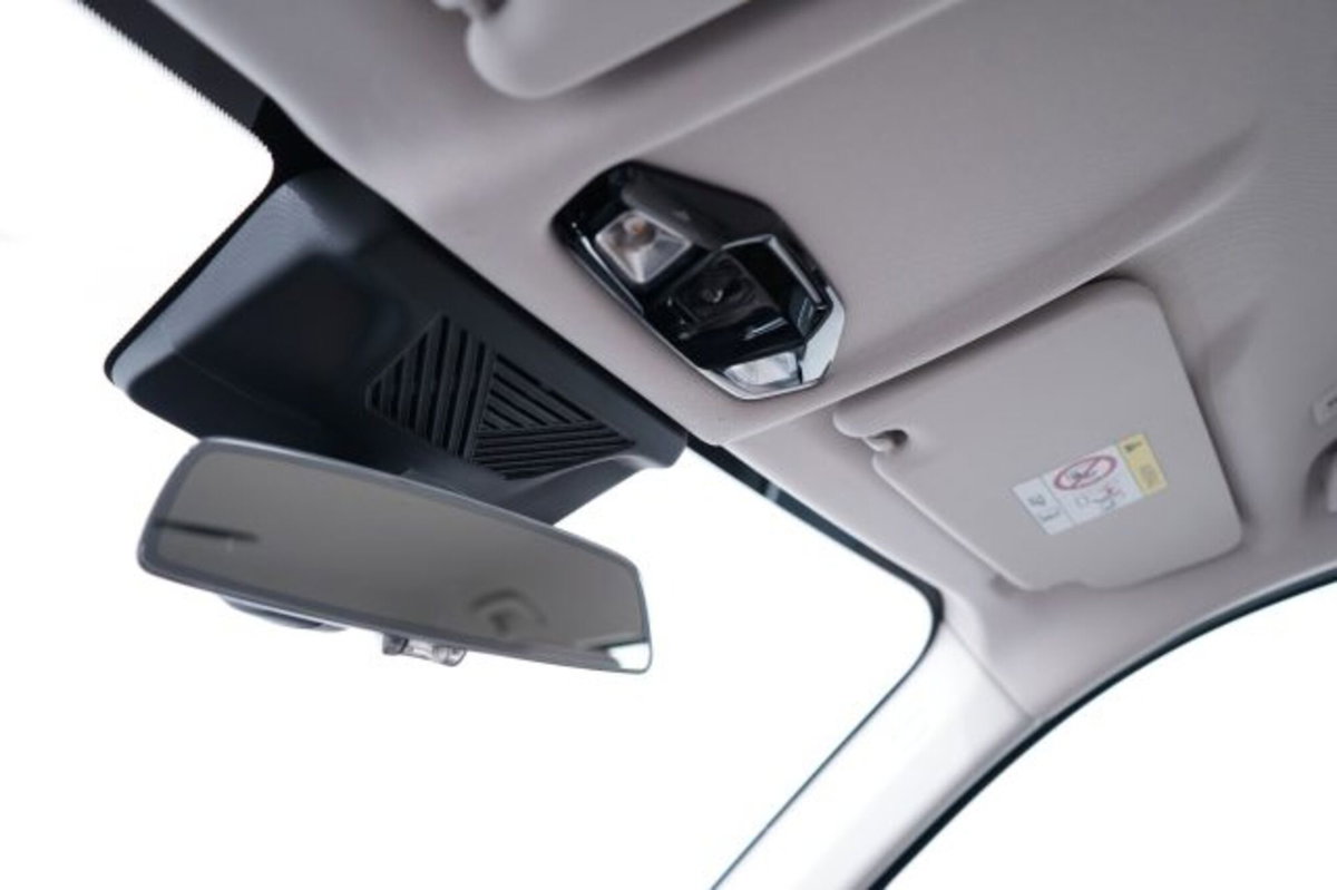 BMW X1 sDrive 18d xLine (20)