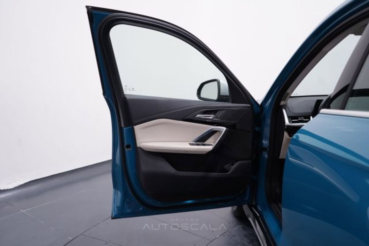 BMW X1 sDrive 18d xLine (9)