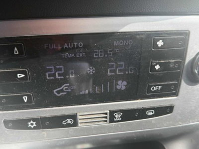 Lancia Delta 2.0 MJT DPF Executive (12)