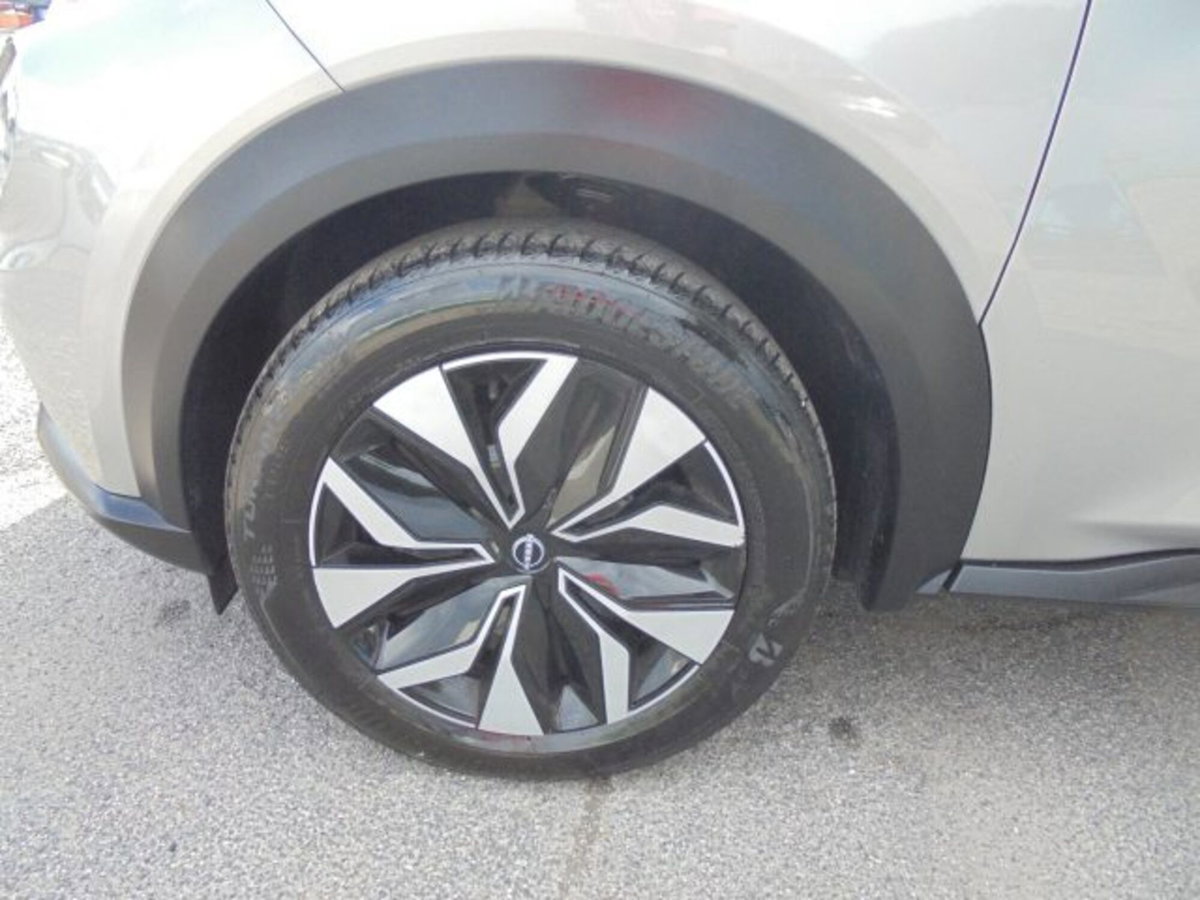 Nissan Juke 1.0 dig-t Acenta 114cv dct (11)