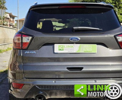 Ford Kuga 2.0 TDCI 150 CV S&S 4WD Powershift ST-Line (15)