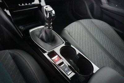 Peugeot 2008 1.2 puretech Allure s&s 100cv (13)
