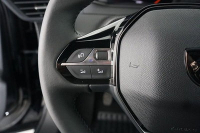 Peugeot 2008 1.2 puretech Allure s&s 100cv (20)