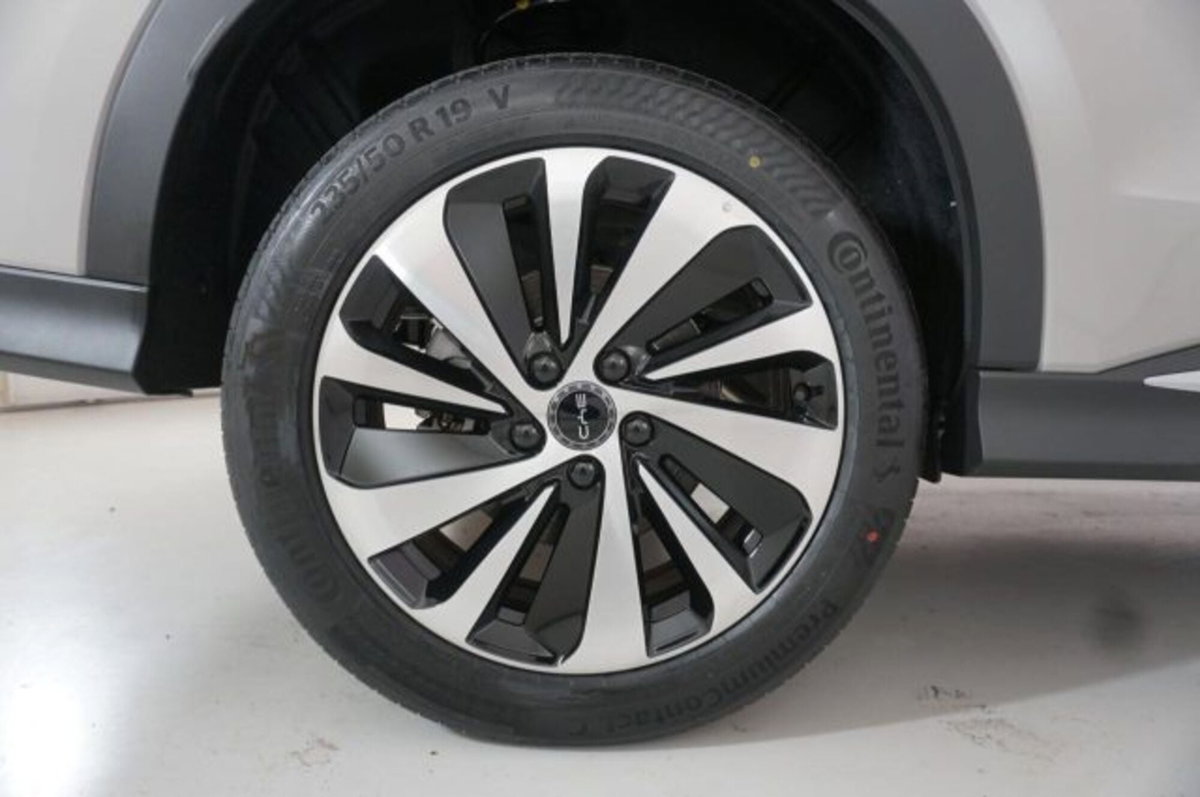 Byd Seal U DM-i 1.5 phev Design awd (6)