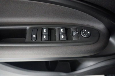 Alfa Romeo Junior 1.2 ibrida Sport Speciale 145cv edct6 (17)