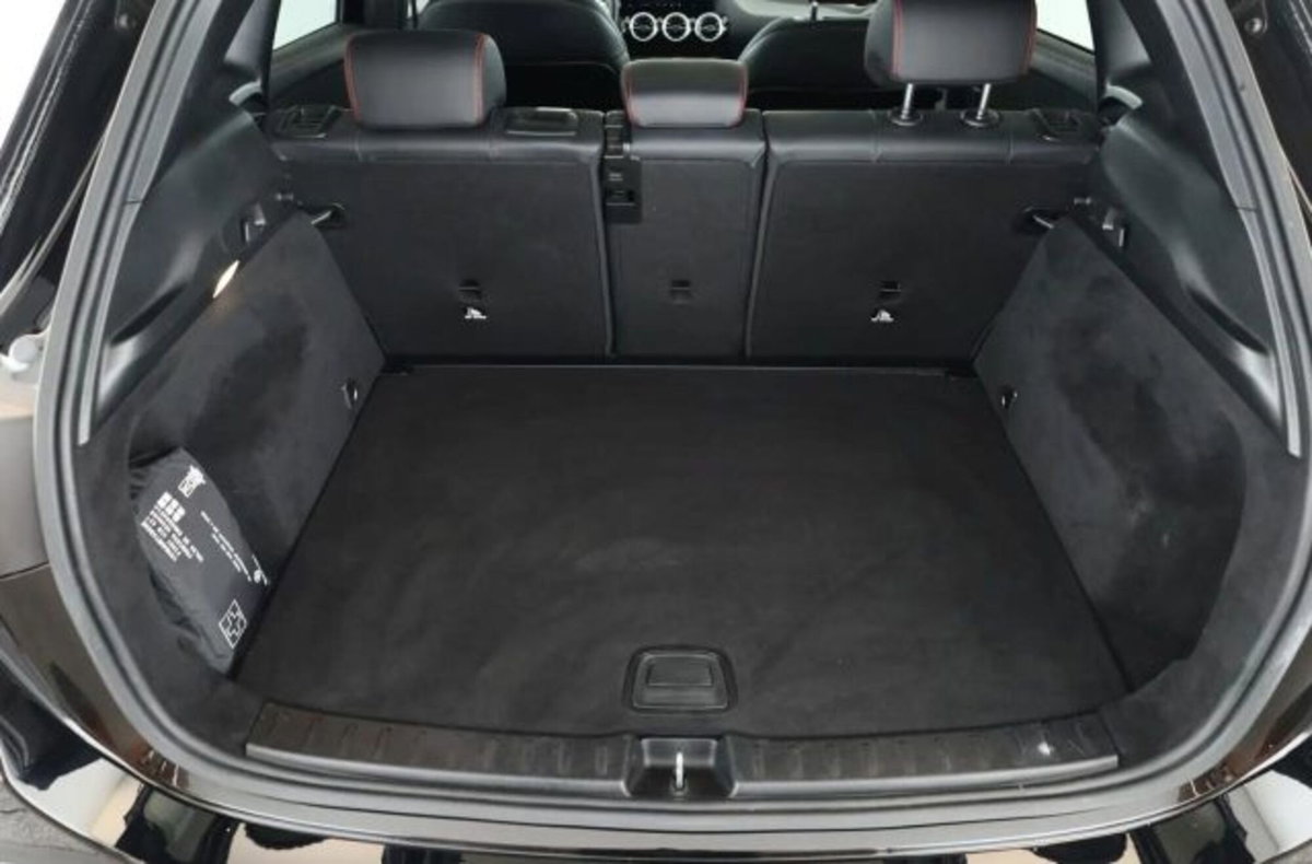 Mercedes-Benz GLA SUV 220 d Advanced 4matic auto (10)