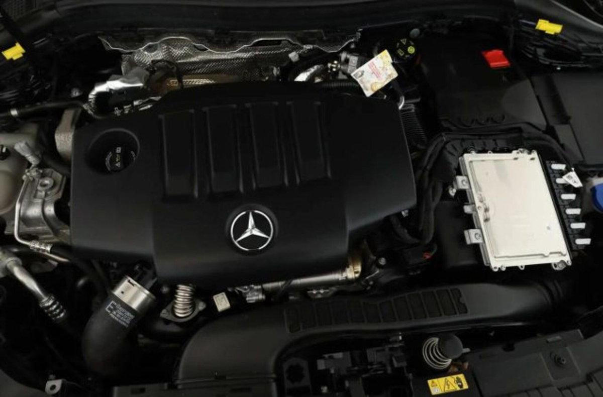 Mercedes-Benz GLA SUV 220 d Advanced 4matic auto (16)