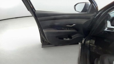 Hyundai Tucson 1.6 crdi 48V Business 2wd dct (16)