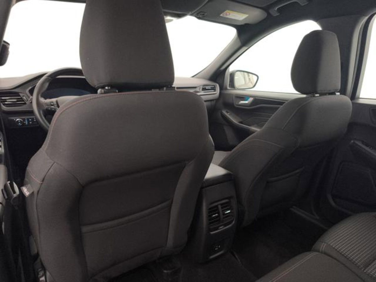 Ford Kuga 1.5 EcoBlue 120 CV 2WD ST-Line (20)