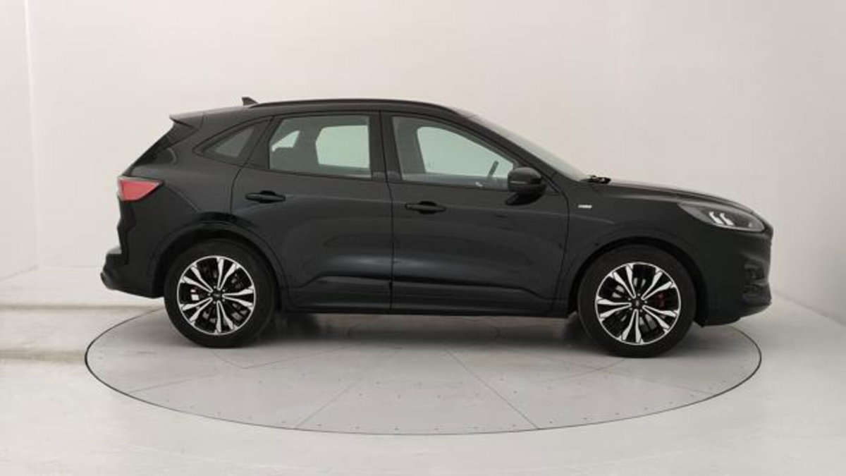 Ford Kuga 1.5 EcoBlue 120 CV 2WD ST-Line (6)