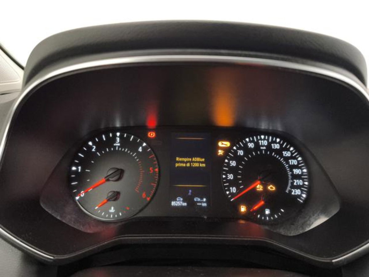 Renault Clio Blue dCi 85 CV 5 porte Business (13)
