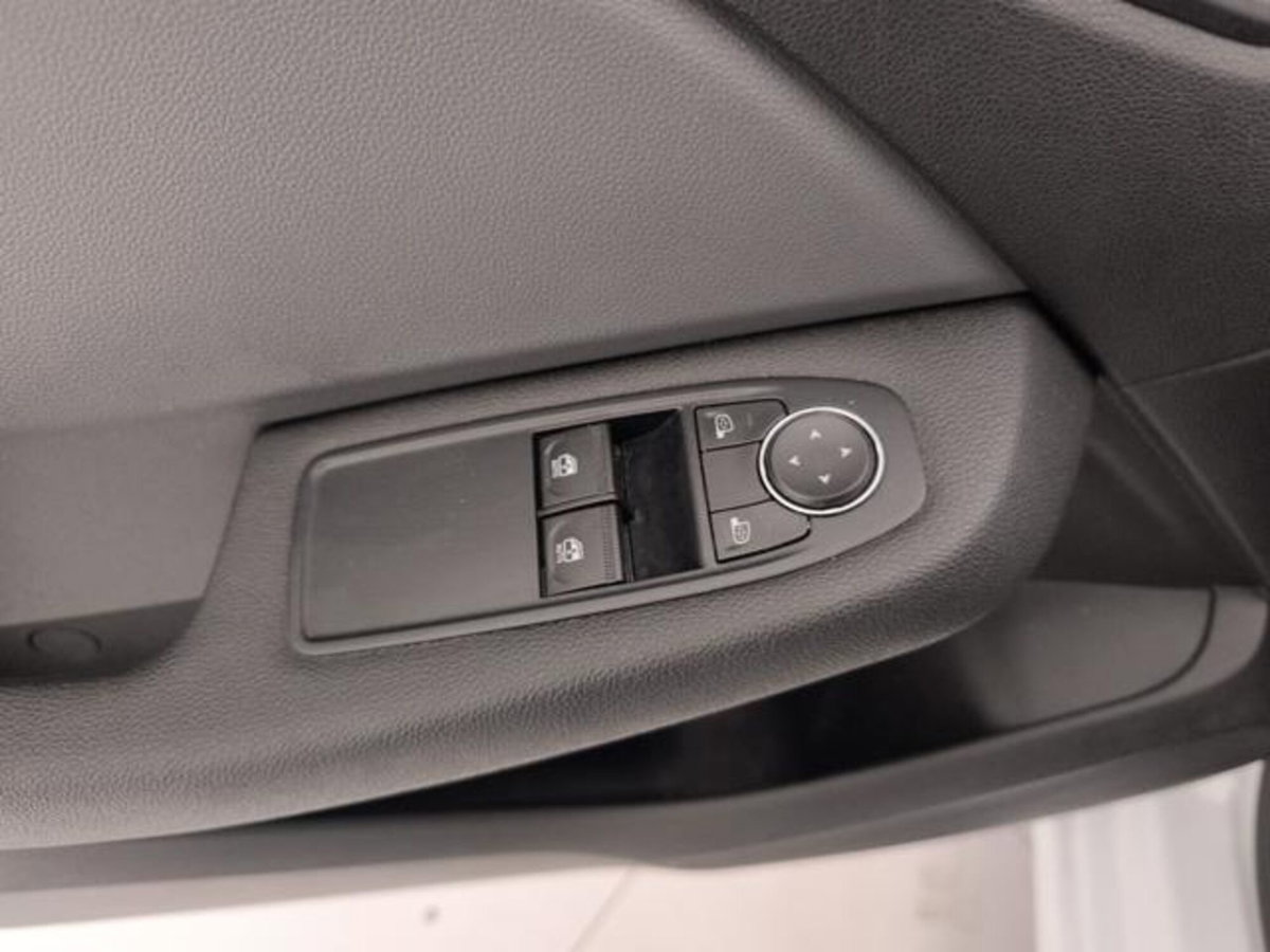 Renault Clio Blue dCi 85 CV 5 porte Business (20)