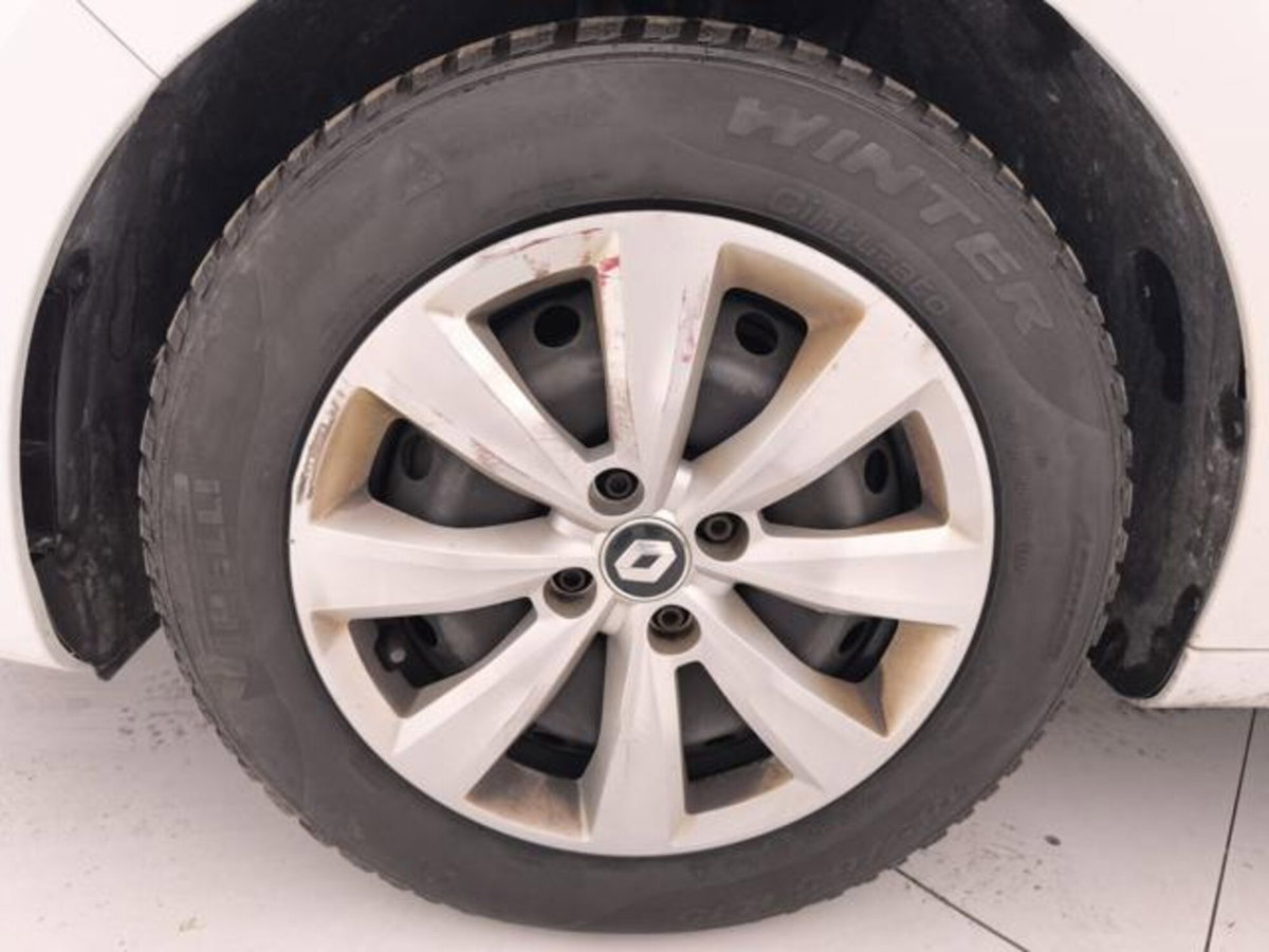 Renault Clio Blue dCi 85 CV 5 porte Business (9)