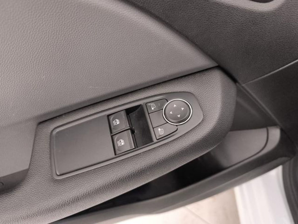 Renault Clio Blue dCi 85 CV 5 porte Business (18)