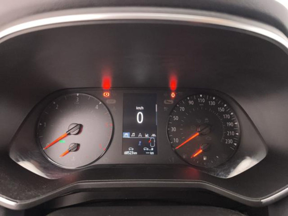 Renault Clio Blue dCi 85 CV 5 porte Business (13)