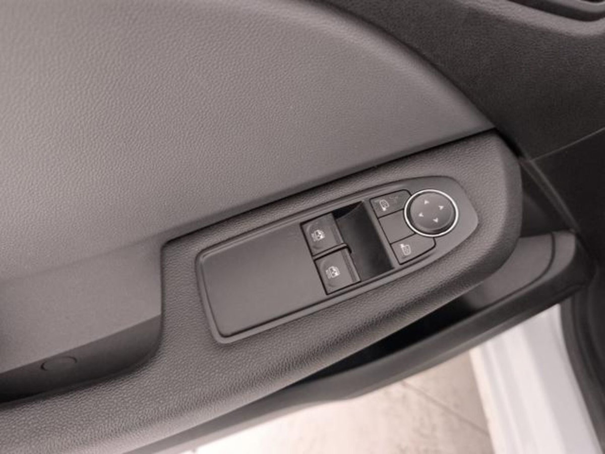 Renault Clio Blue dCi 85 CV 5 porte Business (18)