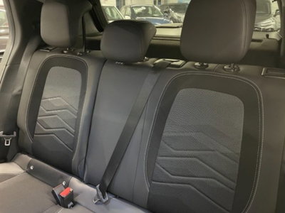 Jeep Avenger 1.2 turbo Summit fwd 100cv (18)