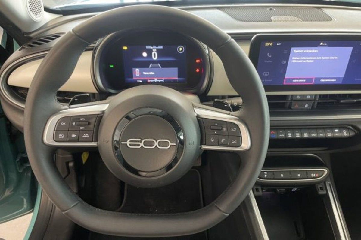 Fiat 600 1.2 hybrid La Prima 110cv auto (8)